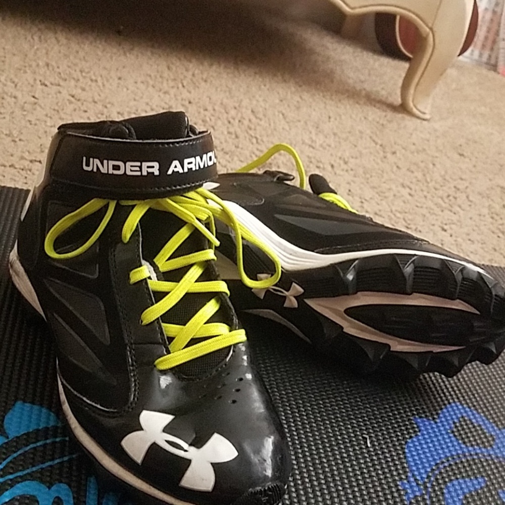 Under armor cleats
